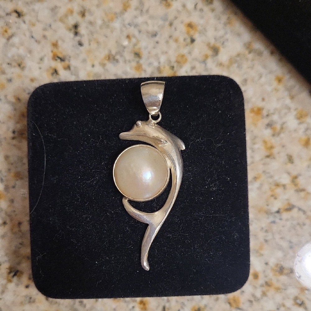 Elegant Silver DolphinMabe  Pearl Pendant